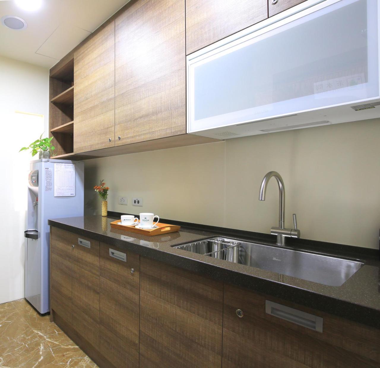 Darlon Hotel Хсинчу Сити Екстериор снимка